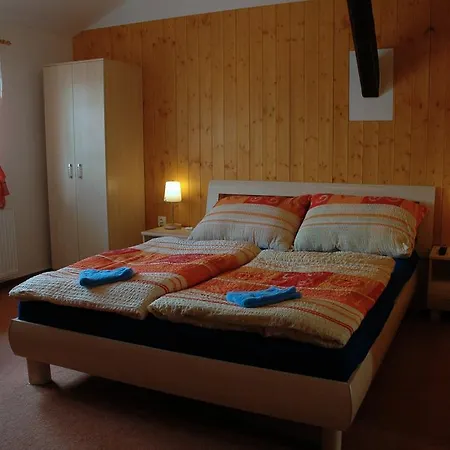 Appartement Privat Novac à Nové Město nad Metují Chambre photo